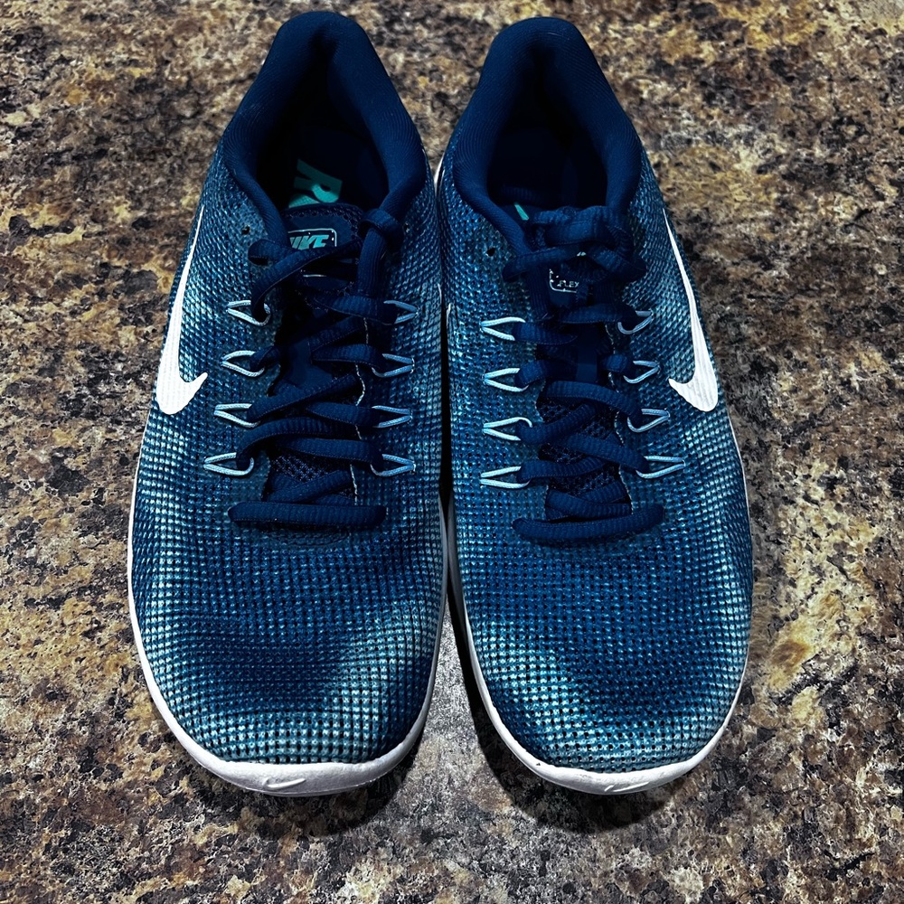 Nike Flex RN running shoes size 7.5.